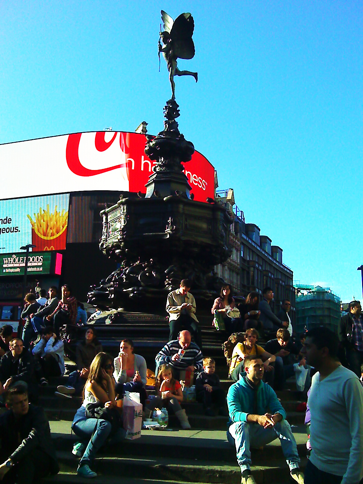 Piccadilly Circus, putovanje u London